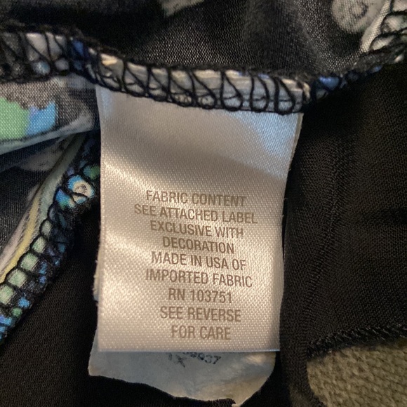 Women’s like new top by Roz & Ali size 1X. - Picture 3 of 8